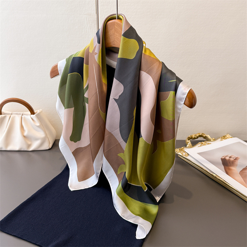 Scarf Silk Square - Nowa damska kwadratowa apaszka z imitacji