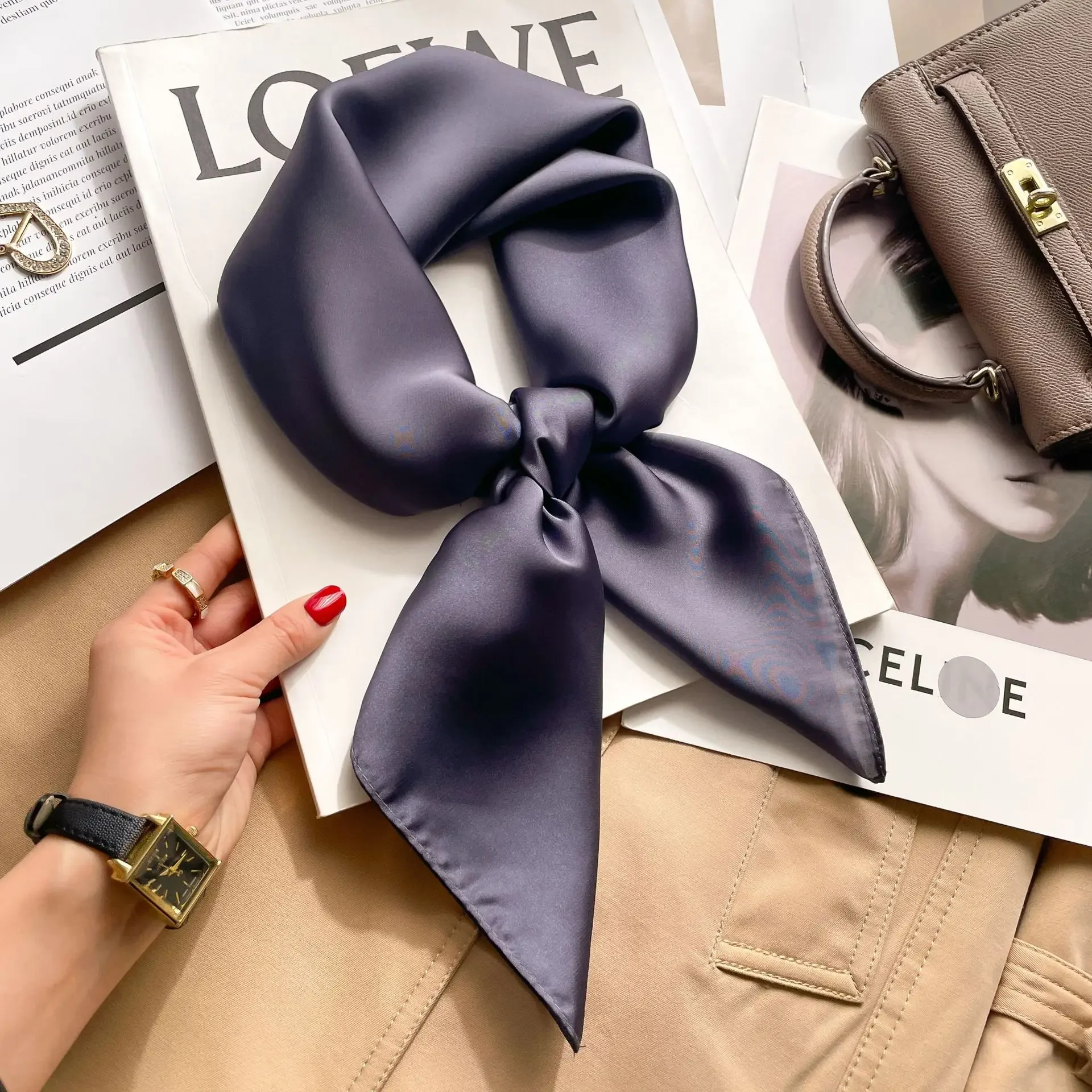 70cm Jednokolorowa Apaszka Hid – Scarf Silk Square recenzja i cena