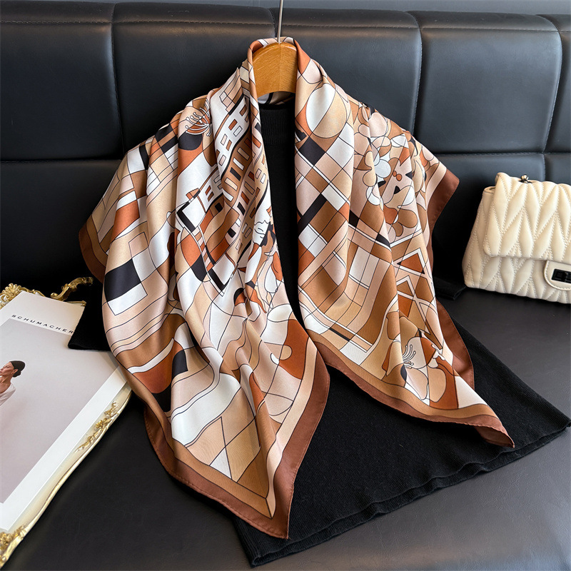 Jedwabna apaszka damska w krat – Scarf Silk Square recenzja i cena
